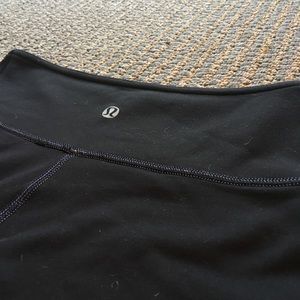 Lululemon wunder under size 4